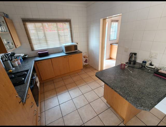 4 BEDROOM TOWNHOUSE FOR SALE IN CASHAN